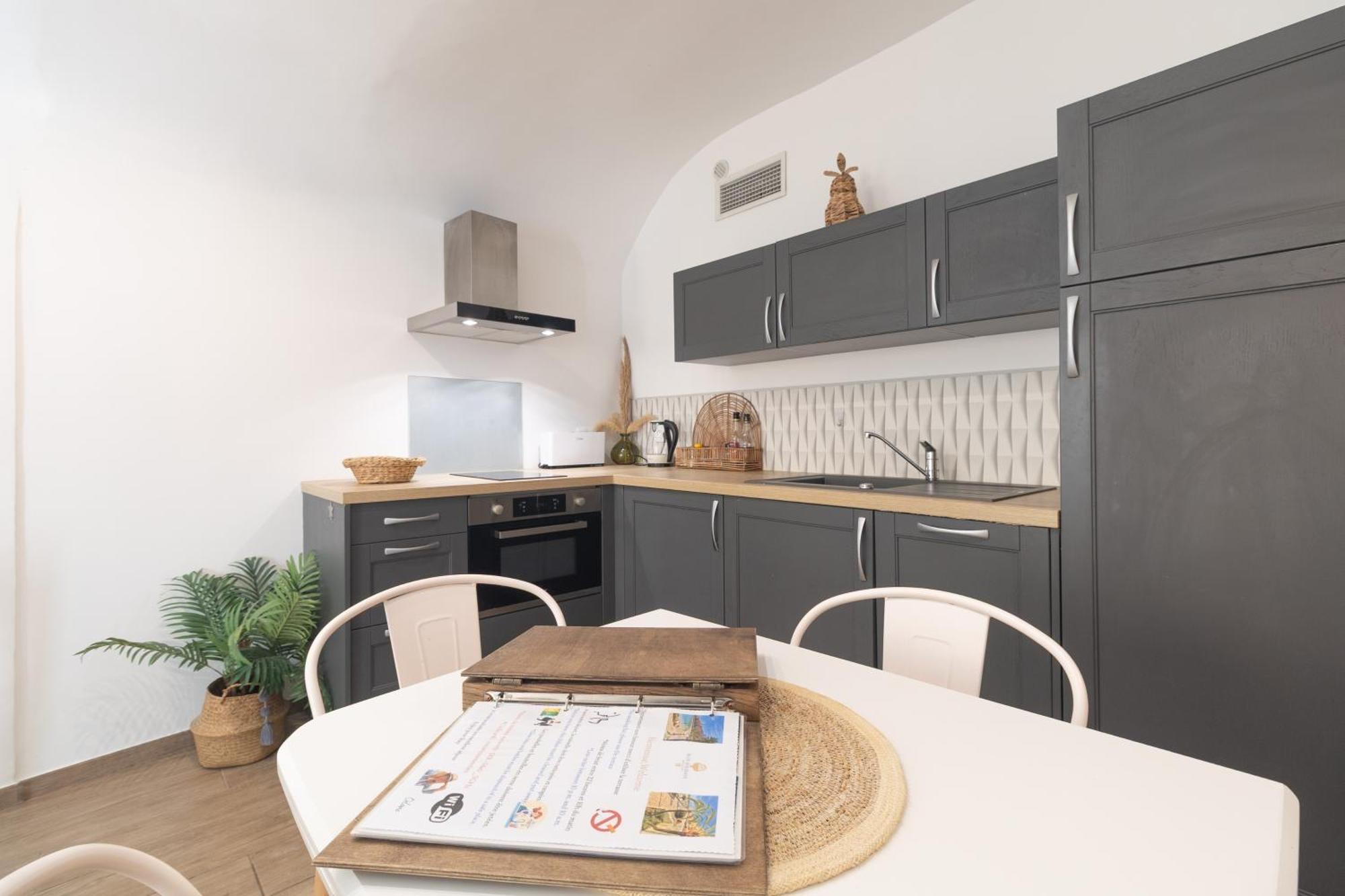 Apartamento Le Mattoni 3 Menton Exterior foto